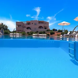 Evelyn Stavros (Crete)